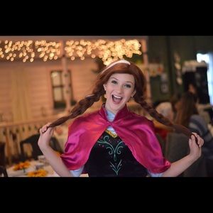 Anna Costume